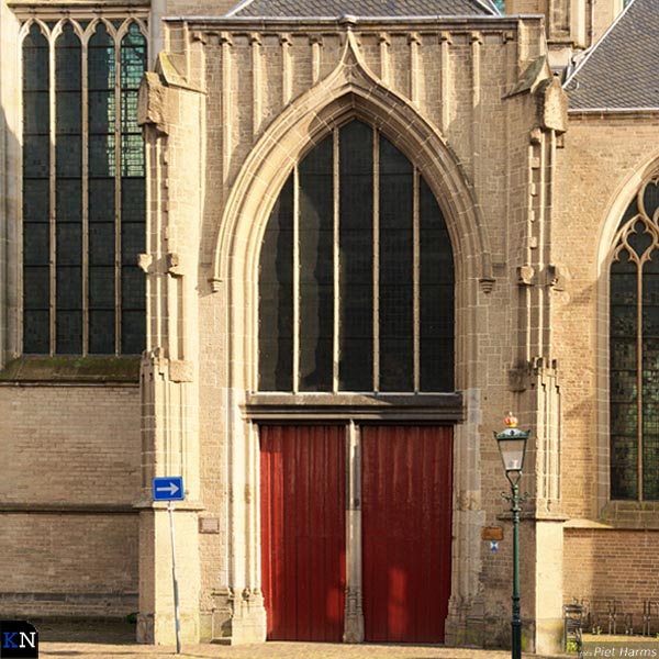 De St. Nicolaaskerk oftewel de Bovenkerk.