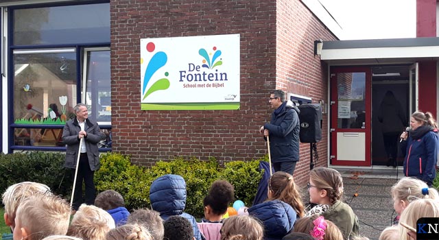 SmdB De Fontein timmert aan de weg