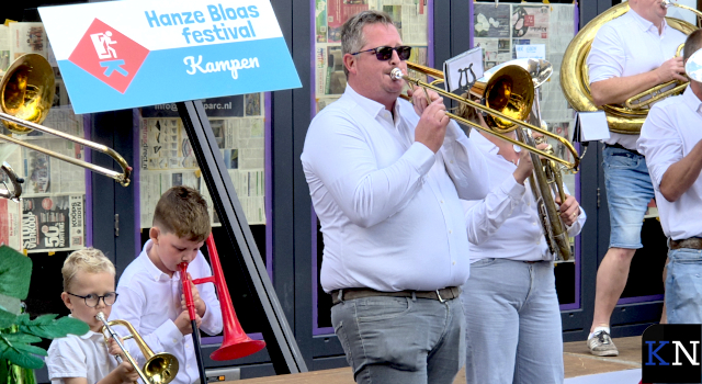 Hanze Bloasfestival 2026 verlevendigt Kamper binnenstad (video)