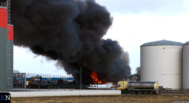 Weer grote schrootbrand op Haatland