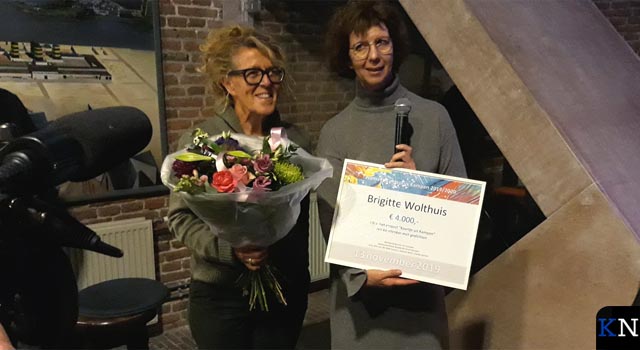 Stadsdichteres wint Kamper Kunstprijs 2019 (video)