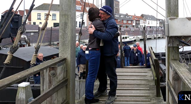 Kamper Kogge met handelswaar vertrokken naar België (video)