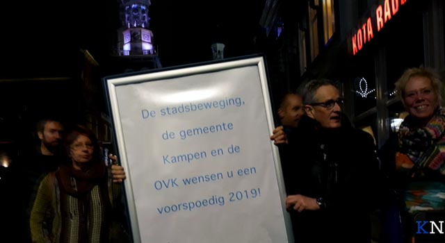 OVK presenteert ”stoepbord” aan haar leden