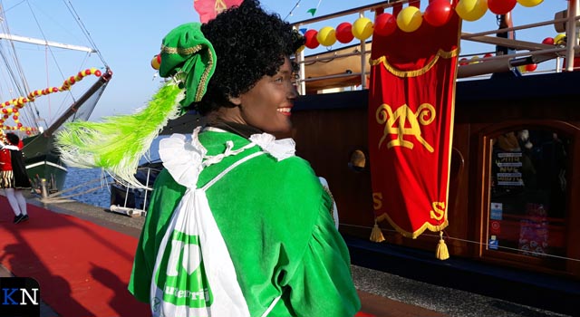 Sinterklaas veilig gearriveerd in Kampen en Hanzewijk (video)