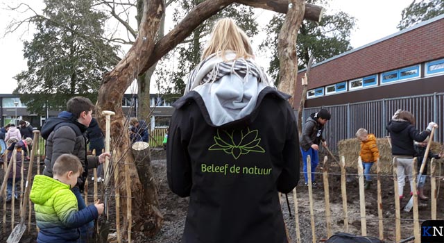 Tweede Tiny Forest aangeplant (video)