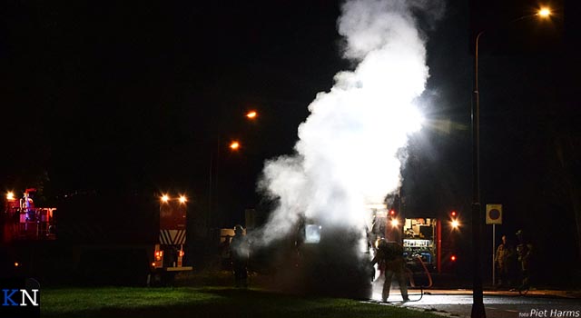 Opnieuw auto in vlammen opgegaan