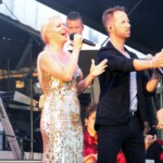 Zang tijdens het muzikale openingsoptreden.