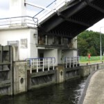 De Roggebotsluis opent zich.