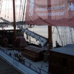 Hanzestad Harderwijk presenteert zich op de Bruine Vloot die op de IJssel ligt ("Van Kogge tot Coaster").
