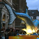 Langzaamaan wordt het donker.