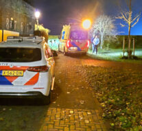 Schippersvrouw en hond raken te water in de IJssel