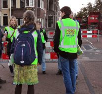 Hoogwaterbrigade op de vingers gekeken (video)